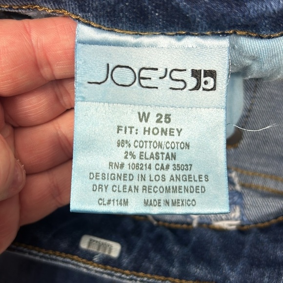 Joe’s Jeans in Style Honey Skinny Ankle Crop - Picture 6 of 8